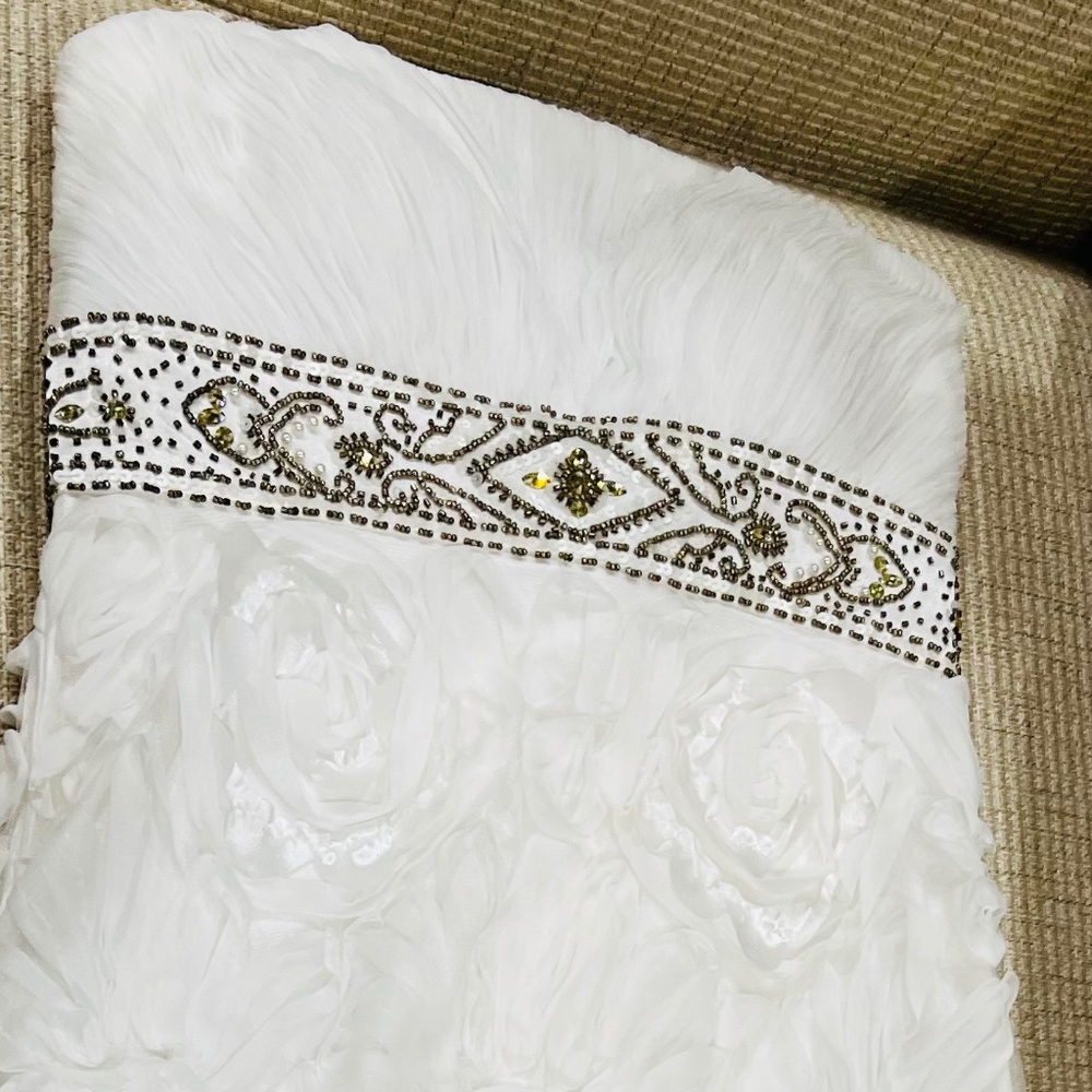 Sue Wong Strapless Mini Dress(4) White, beaded, embroidered and crystal accents.